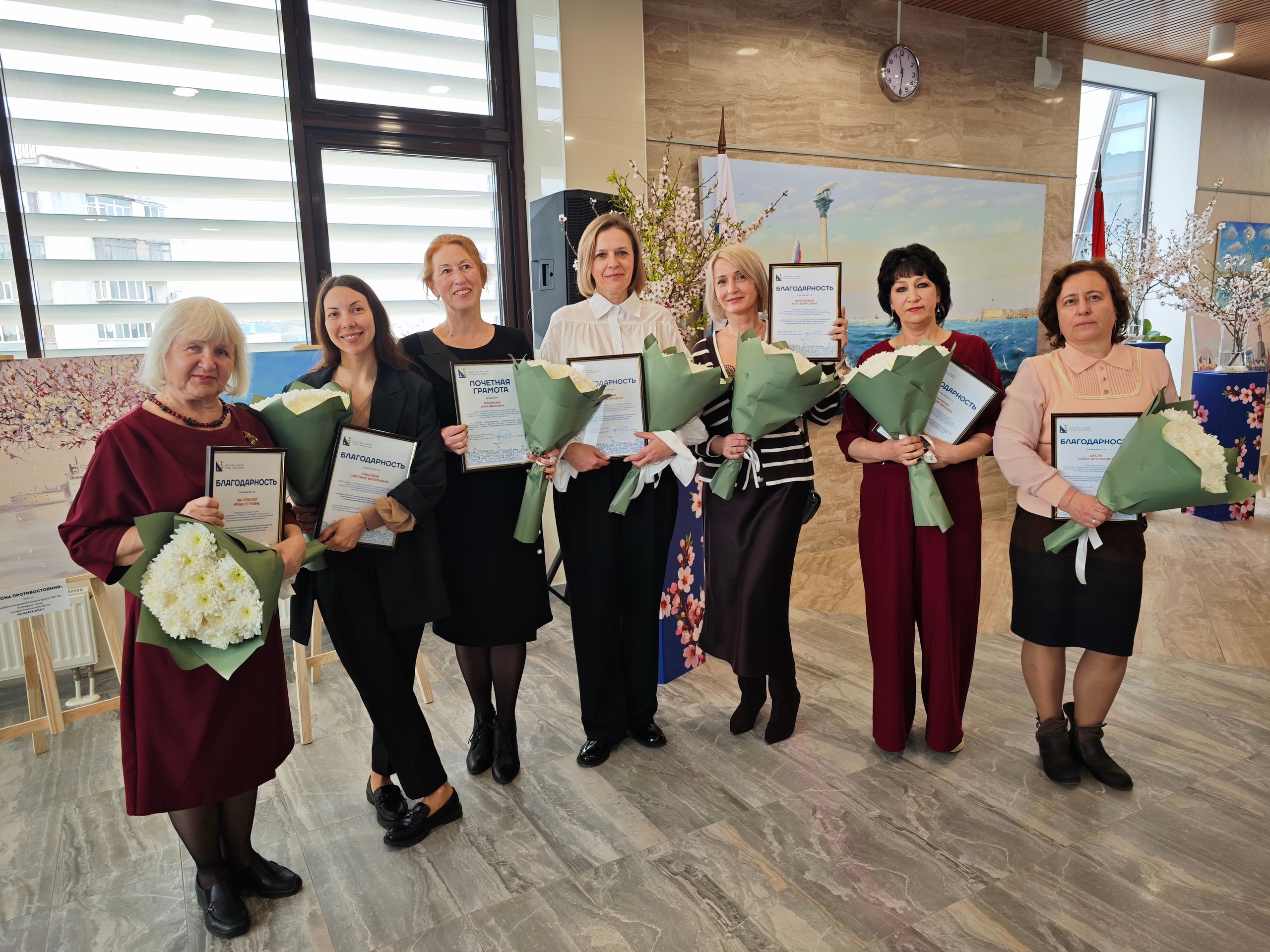 Награды в День работника культуры и День театра