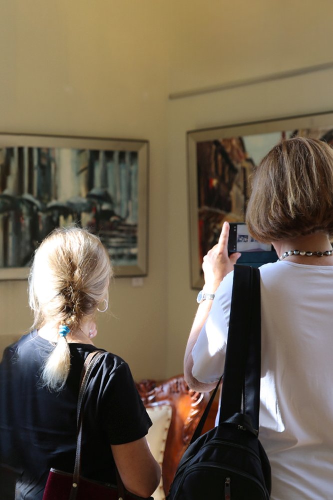 СЕВАСТОПОЛЬ ГЛАЗАМИ ТЕАТРАЛЬНЫХ ХУДОЖНИКОВ